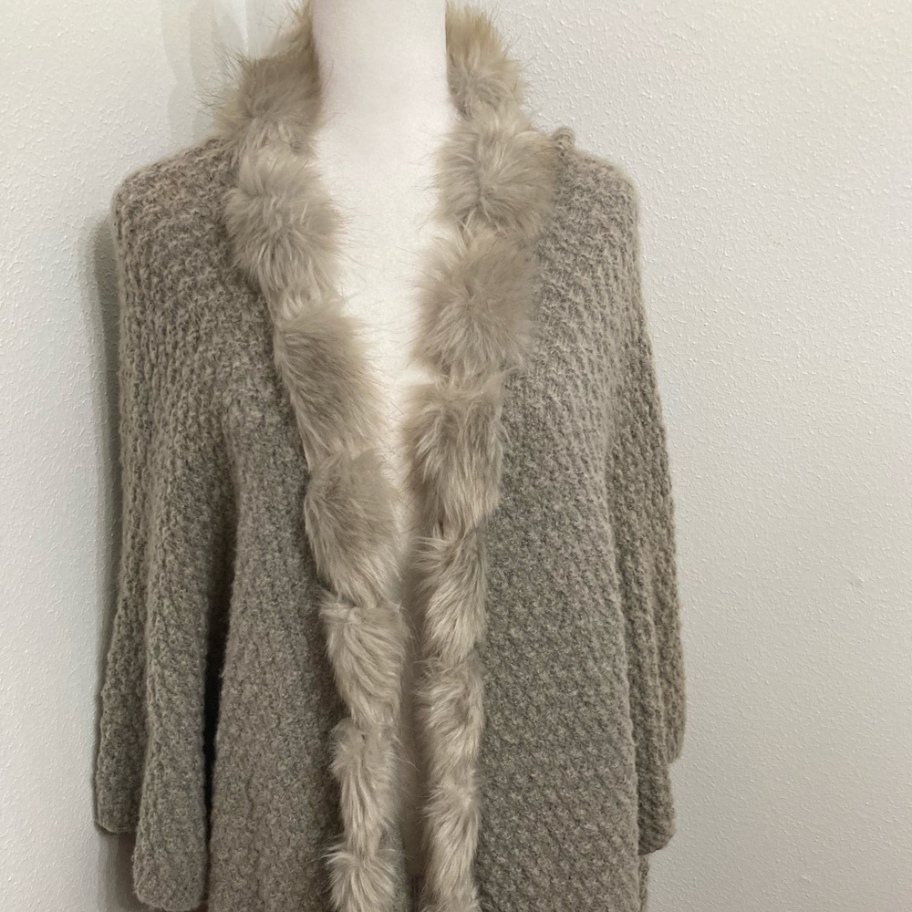 NWT Gray Faux Fur Trim Open Sweater Cardigan XL-XXL - Picture 3 of 12